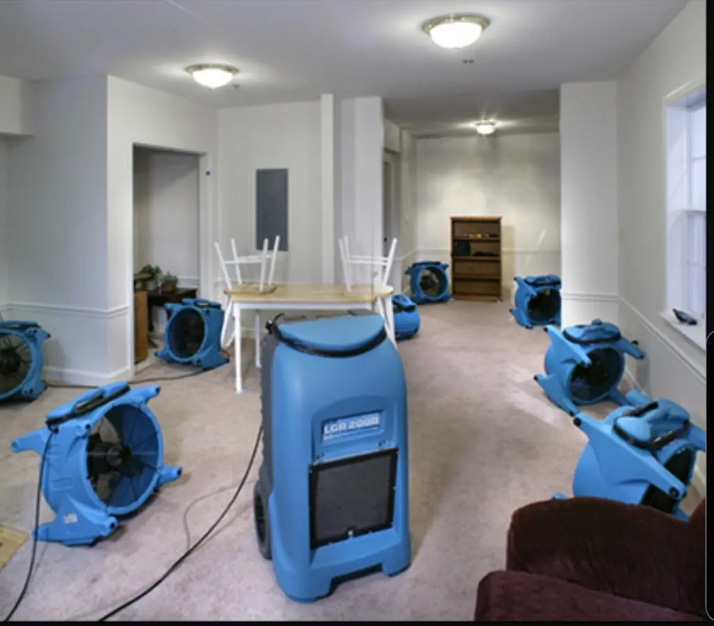 Air movers and dehumidifier setup for Water Extraction & Removal in Manhattan